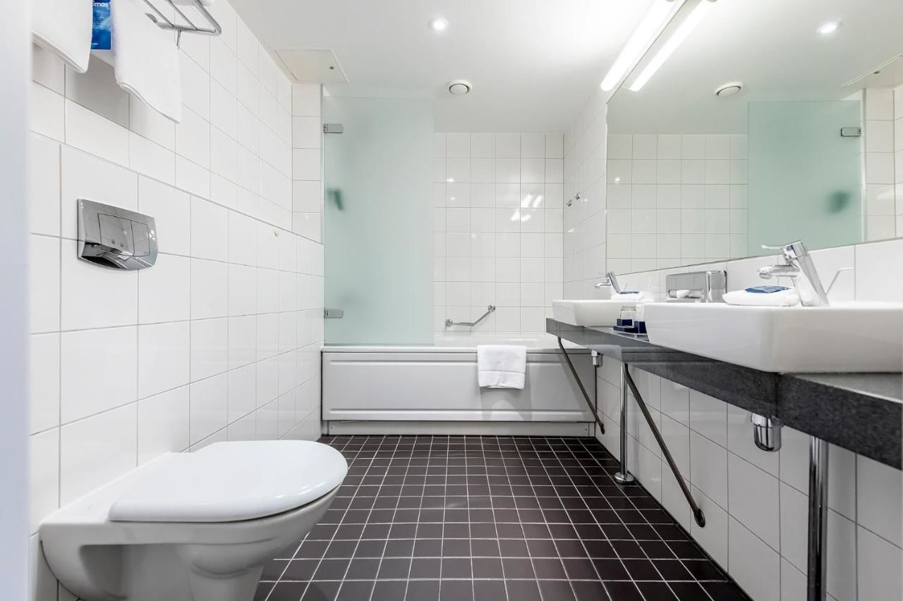 Отель Park Inn by Radisson Kaunas Каунас-32