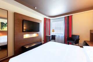 Отель Park Inn by Radisson Kaunas Каунас-5
